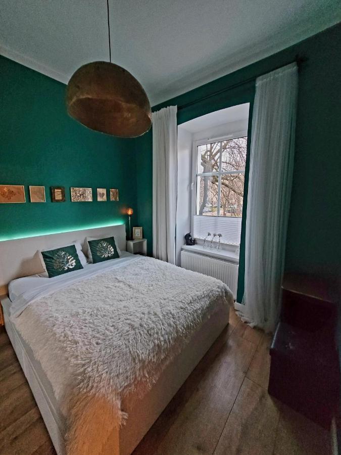 Апартаменты Apartament By The Way Вроцлав Экстерьер фото