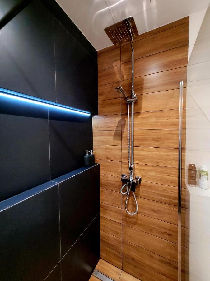 Апартаменты Apartament By The Way Вроцлав Экстерьер фото