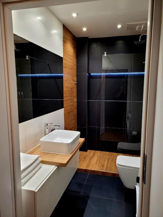Апартаменты Apartament By The Way Вроцлав Экстерьер фото