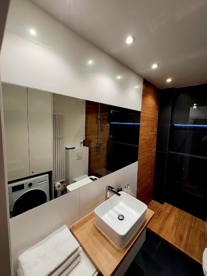 Апартаменты Apartament By The Way Вроцлав Экстерьер фото