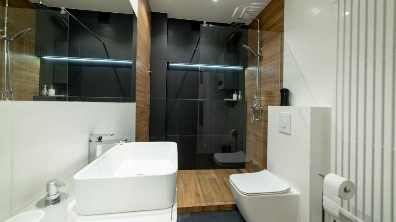 Апартаменты Apartament By The Way Вроцлав Экстерьер фото
